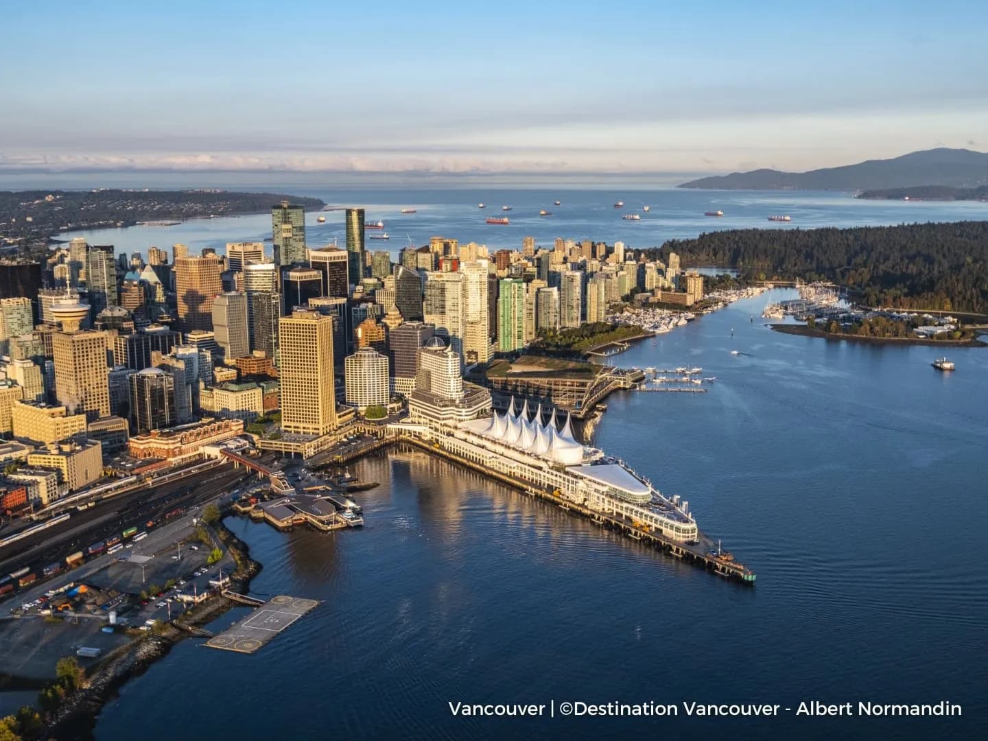 Discover Vancouver City Tour & Lookout Tower 2