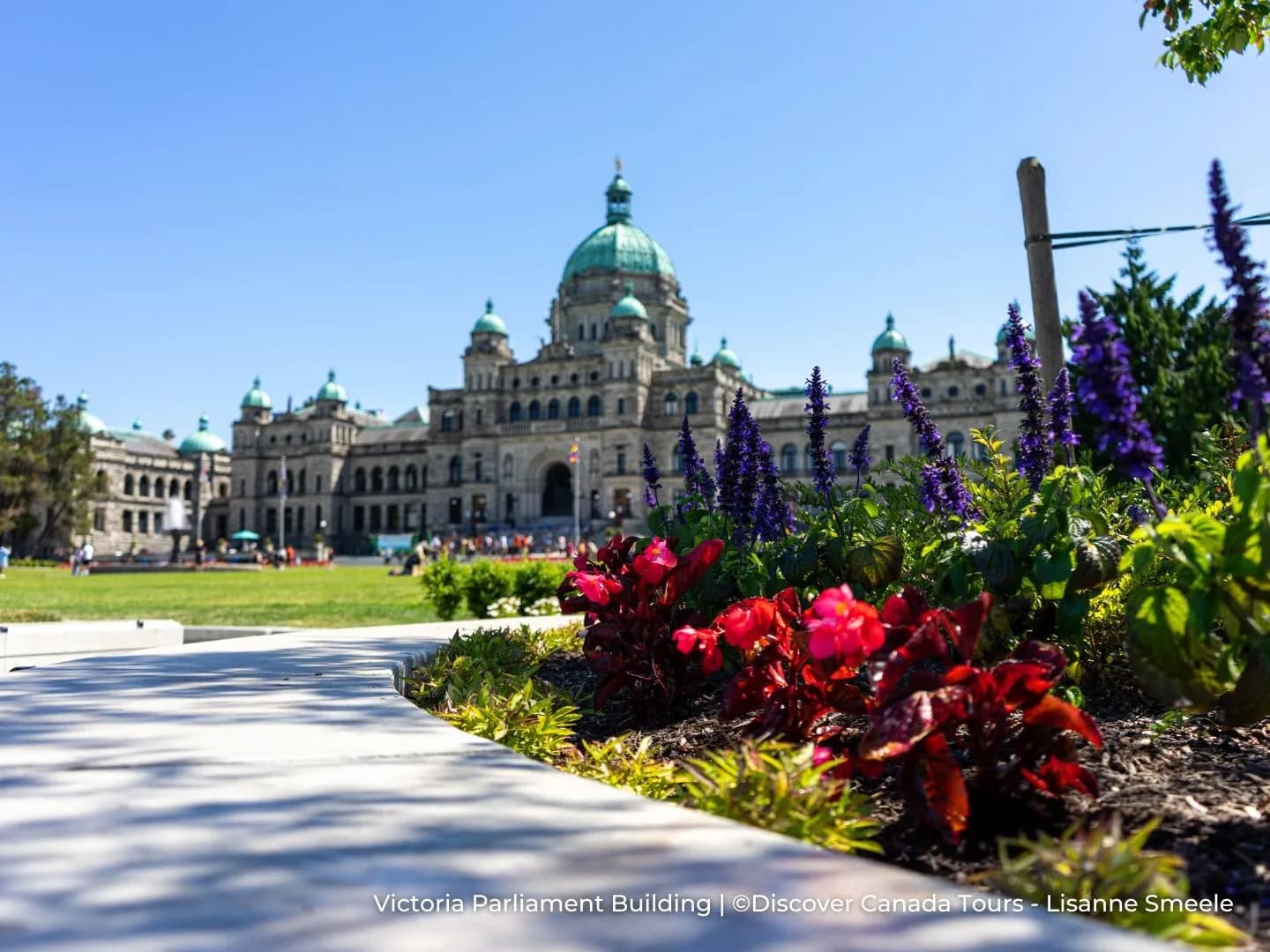 Discover Victoria & Butchart Gardens 2