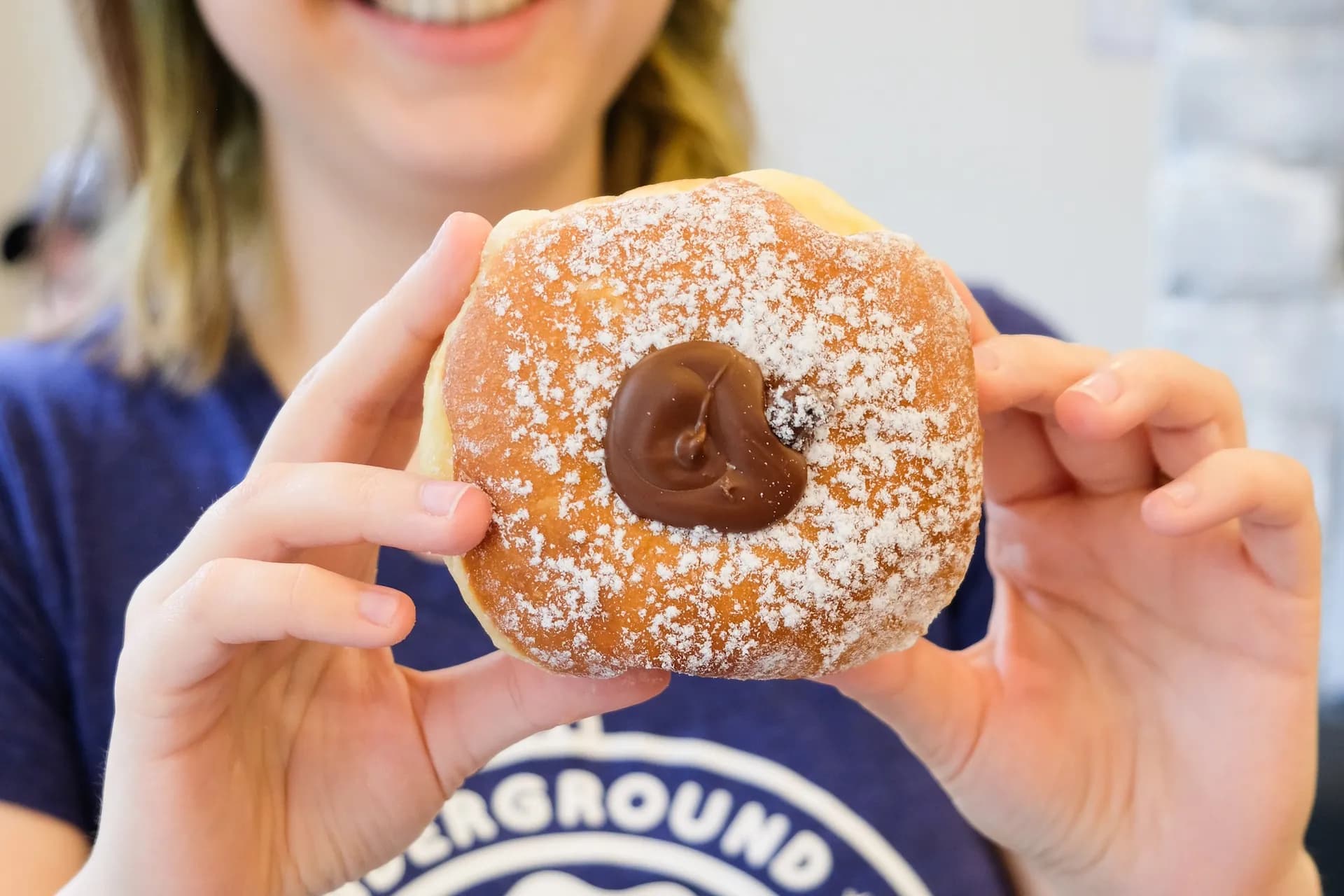 Vancouver Downtown & Gastown Donut Tour 17