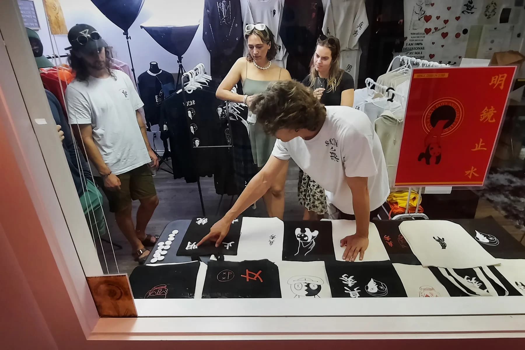 The Beaumont Studios Art Tour | with Wine & Charcuterie 4