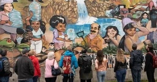 Street Art and Craft Beer 2 in 1  Walking Tour Vancouver 3