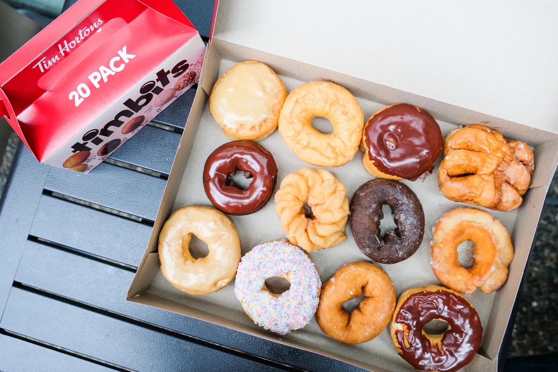 Vancouver Downtown & Gastown Donut Tour 6
