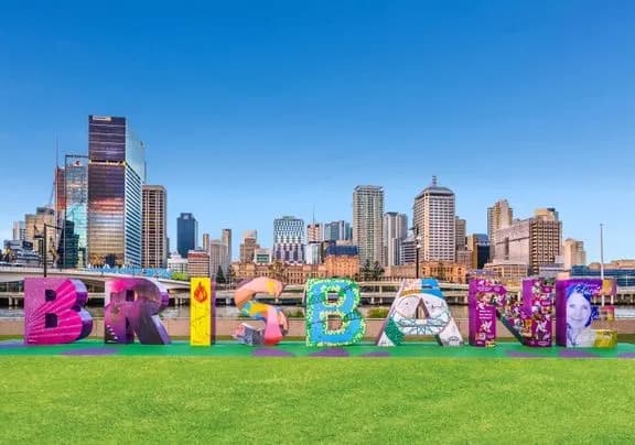 SHORE TOUR - Lone Pine Koala Sanctuary and Brisbane HighlightsTour 1